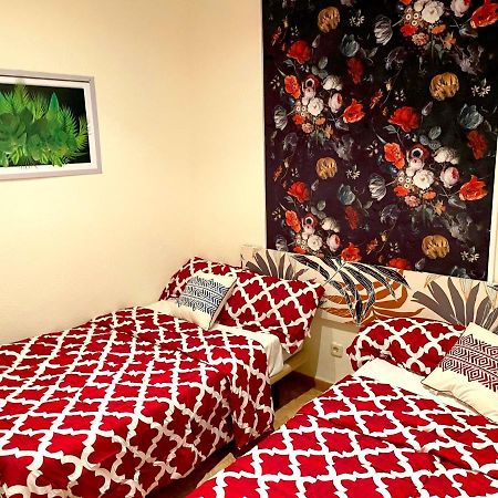 Bed and Breakfast Sol Montera & Parking Tph Madryt Zewnętrze zdjęcie